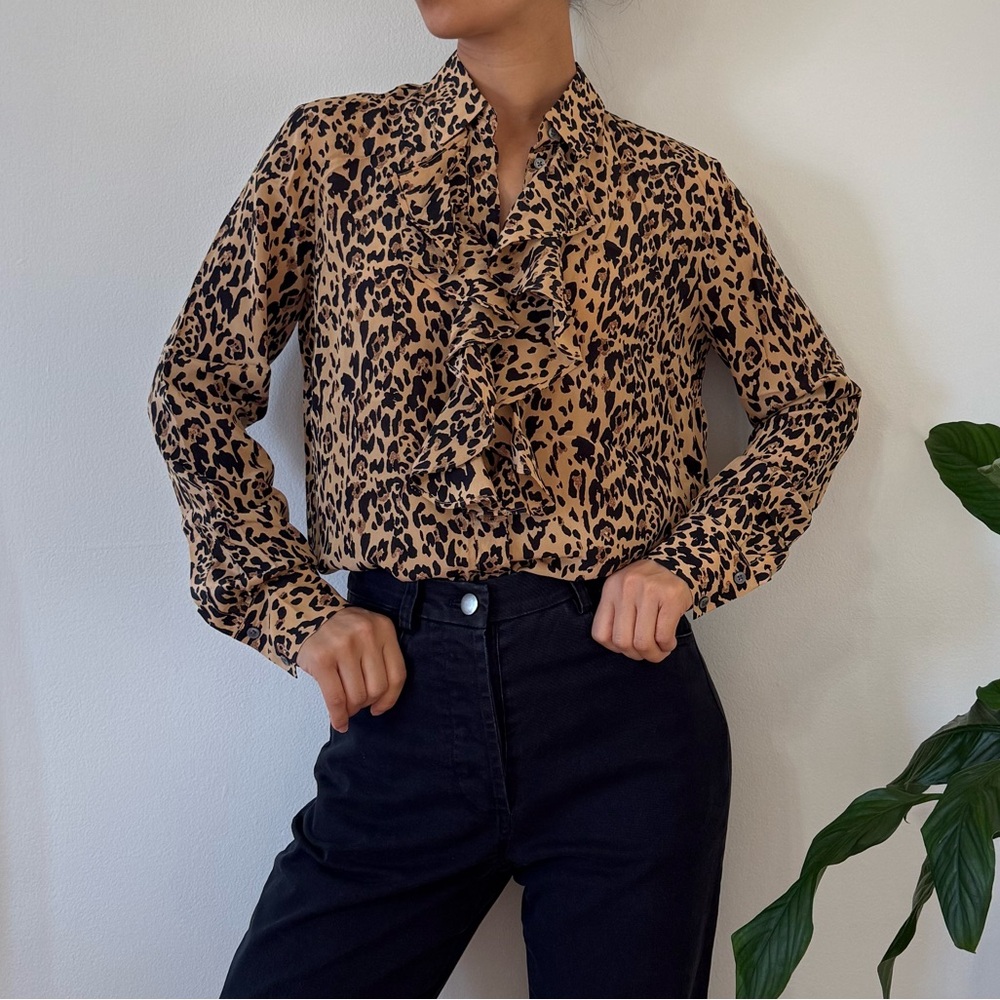 J Crew 100% Silk Ruffle Front Leopard Printed Button Up Blouse NWT Size 0
